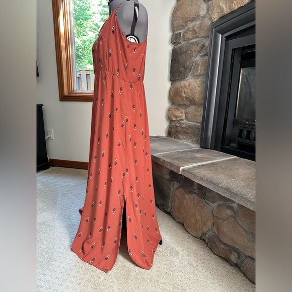 Maxi dress - Picture 2 of 9